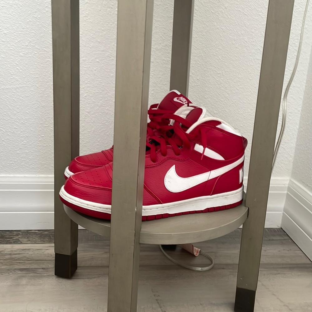 Nike shoes